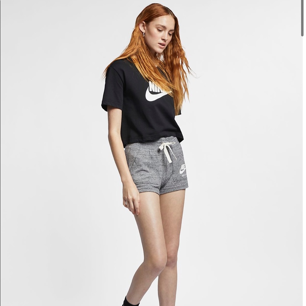 Nike | Crop T